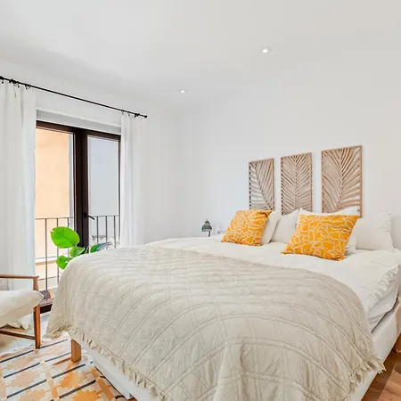Crc8 - Modern Townhouse In Old Town * אסטפונה