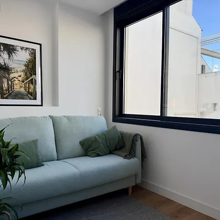 Crc8 - Modern Townhouse In Old Town * אסטפונה